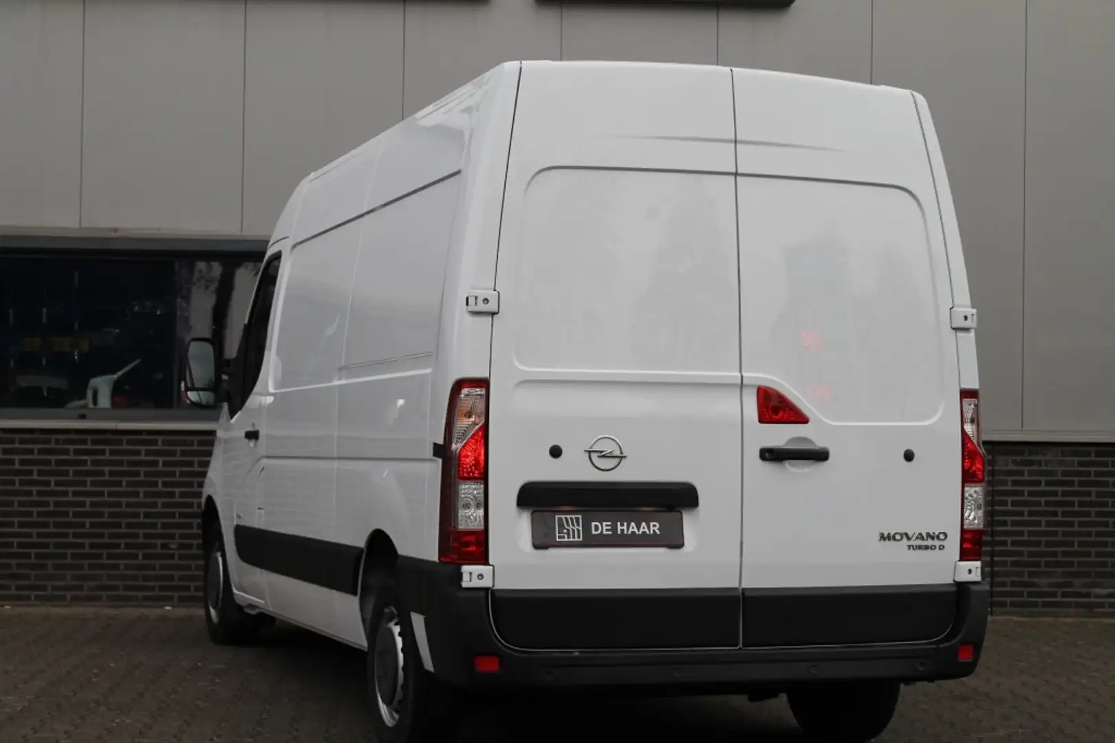 Opel Movano 2.3 Turbo L2H2 - Achteruitrijcamera - Airco - Verl Wit - 2