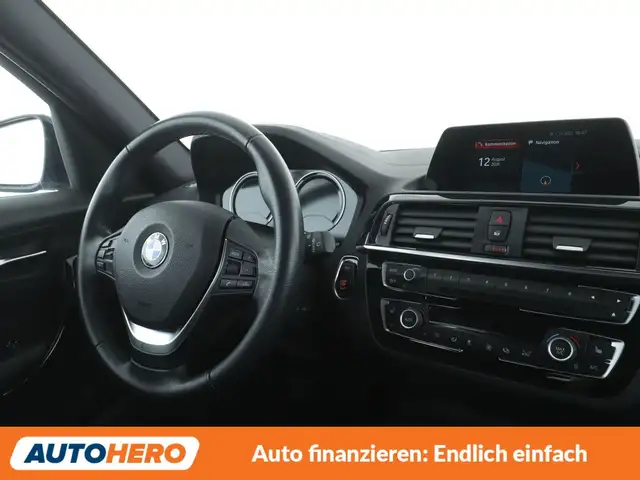 BMW 1 Series view 13