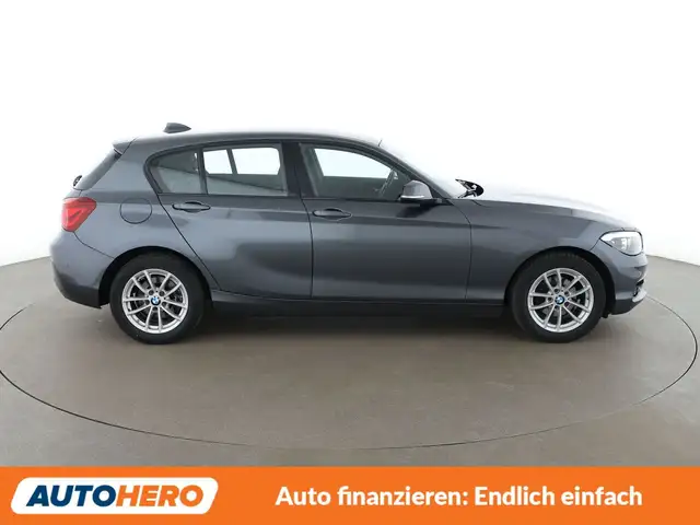 BMW 1 Series view 7