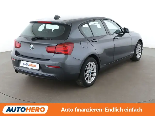 BMW 1 Series view 6
