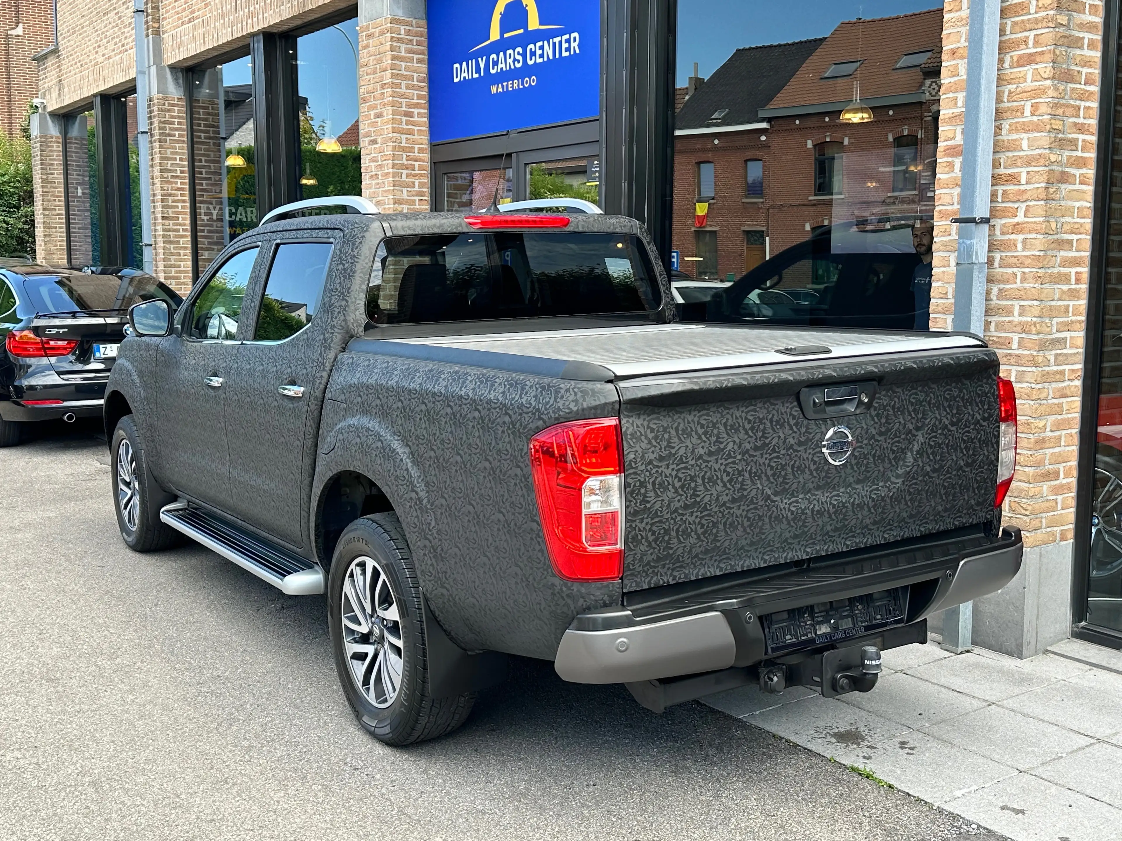 Nissan Navara 2.3 dci double C/ 4WD I Cuir I Led I Navi I Cam 360 I Toit Ouvrant — photo 4