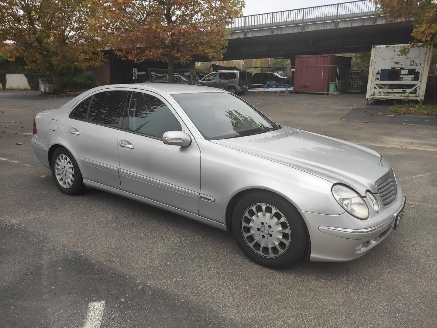 Mercedes-Benz 220 220 CDI Серебристый - 1