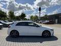 Mercedes-Benz A 200 A 200 AMG Line Pano RüCam LED Spur Night Navi Blanc - thumbnail 8