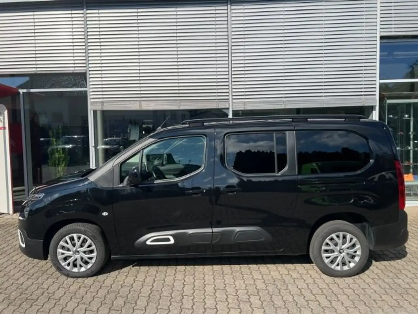 Citroen Berlingo XL BlueHDi 130 EAT8 SHINE, 7-Sitze, Kam Schwarz - 2