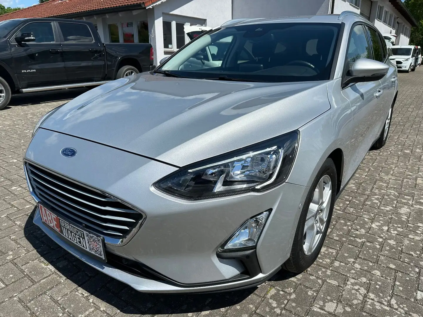Ford Focus Turnier 2.0 Cool & Connect LED Kamera BLIS Silber - 1