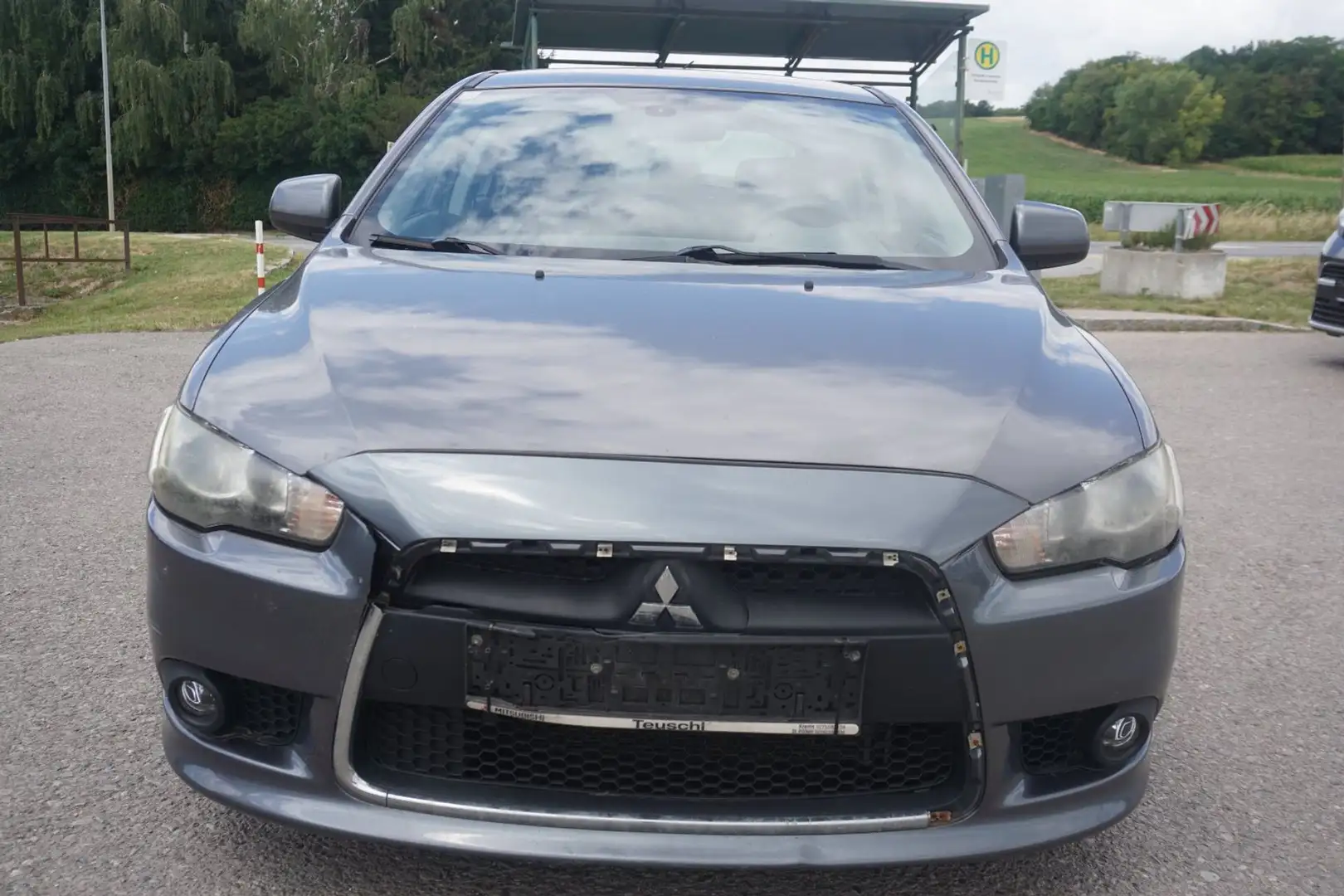 Mitsubishi Lancer 1,6 Invite Silber - 1