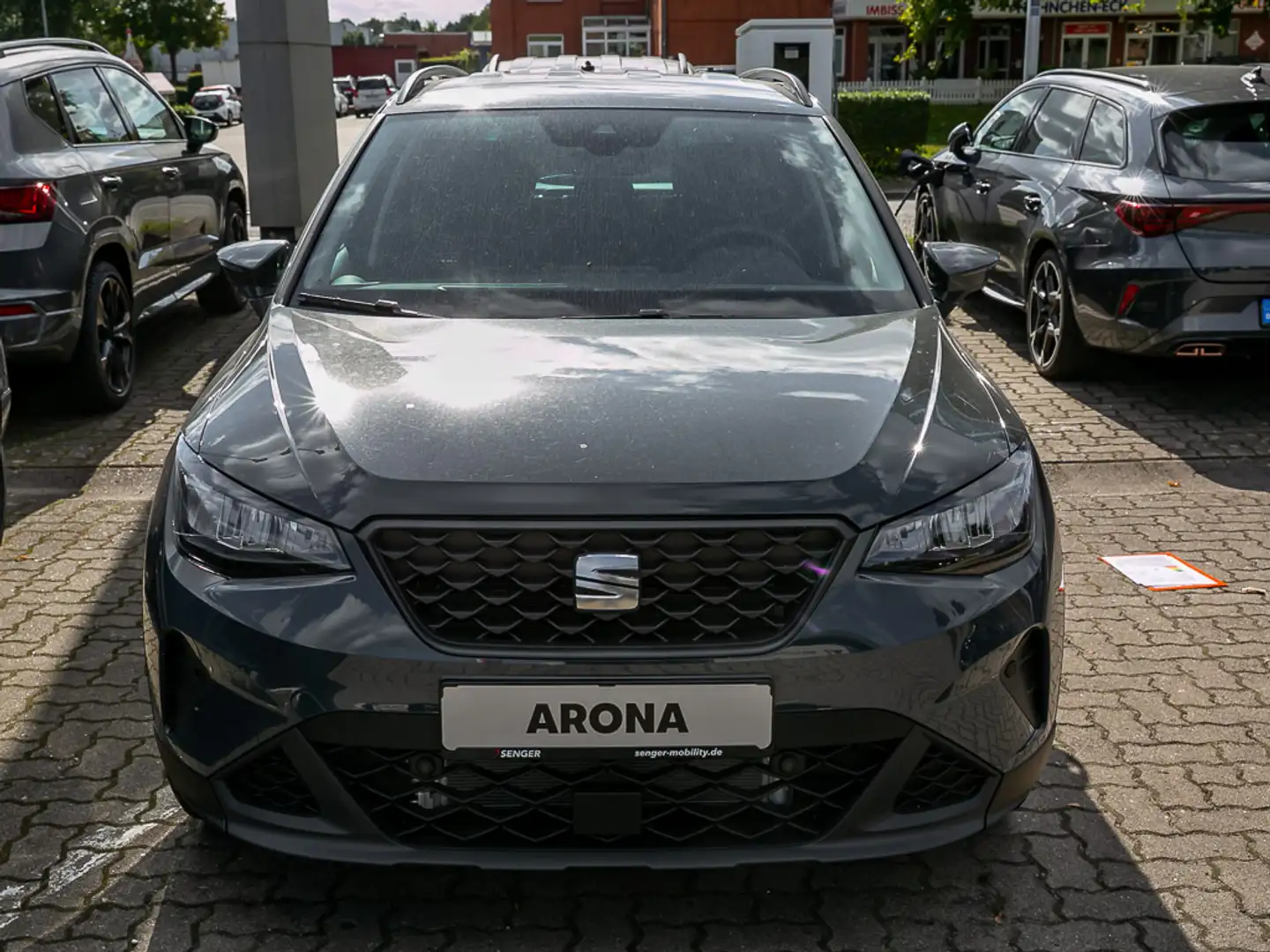 SEAT Arona Road Edtion 1.0 TSI DSG Kamera Navi LED Blauw - 2