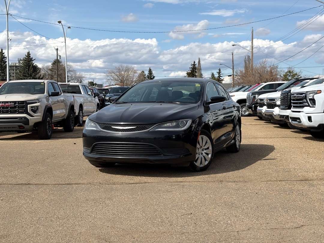 2016 Chrysler 200 LX ***ON SPECIAL*** LOW KMS!!!