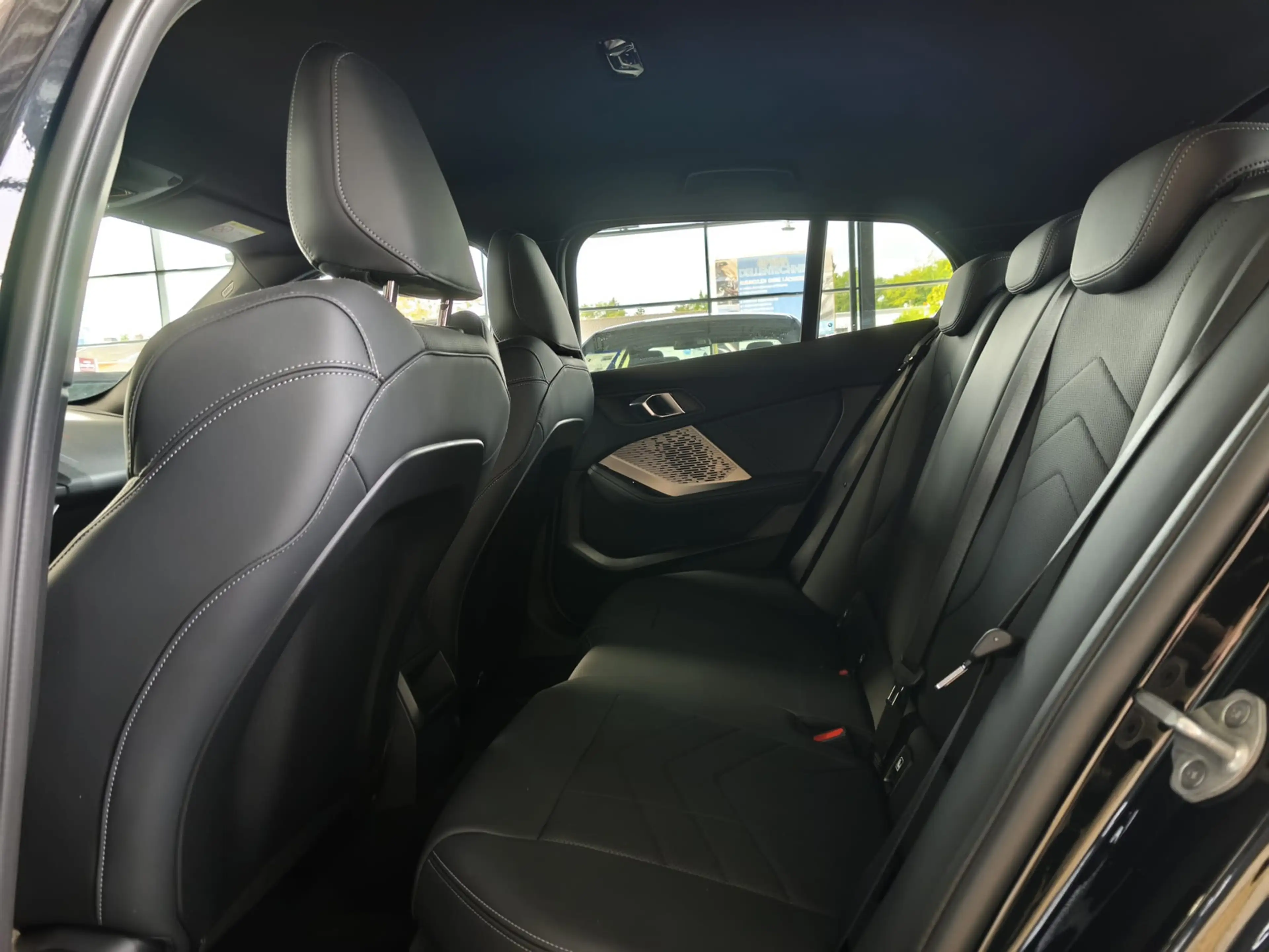 BMW 120 i M Sport Dr.As+/19" — photo 14