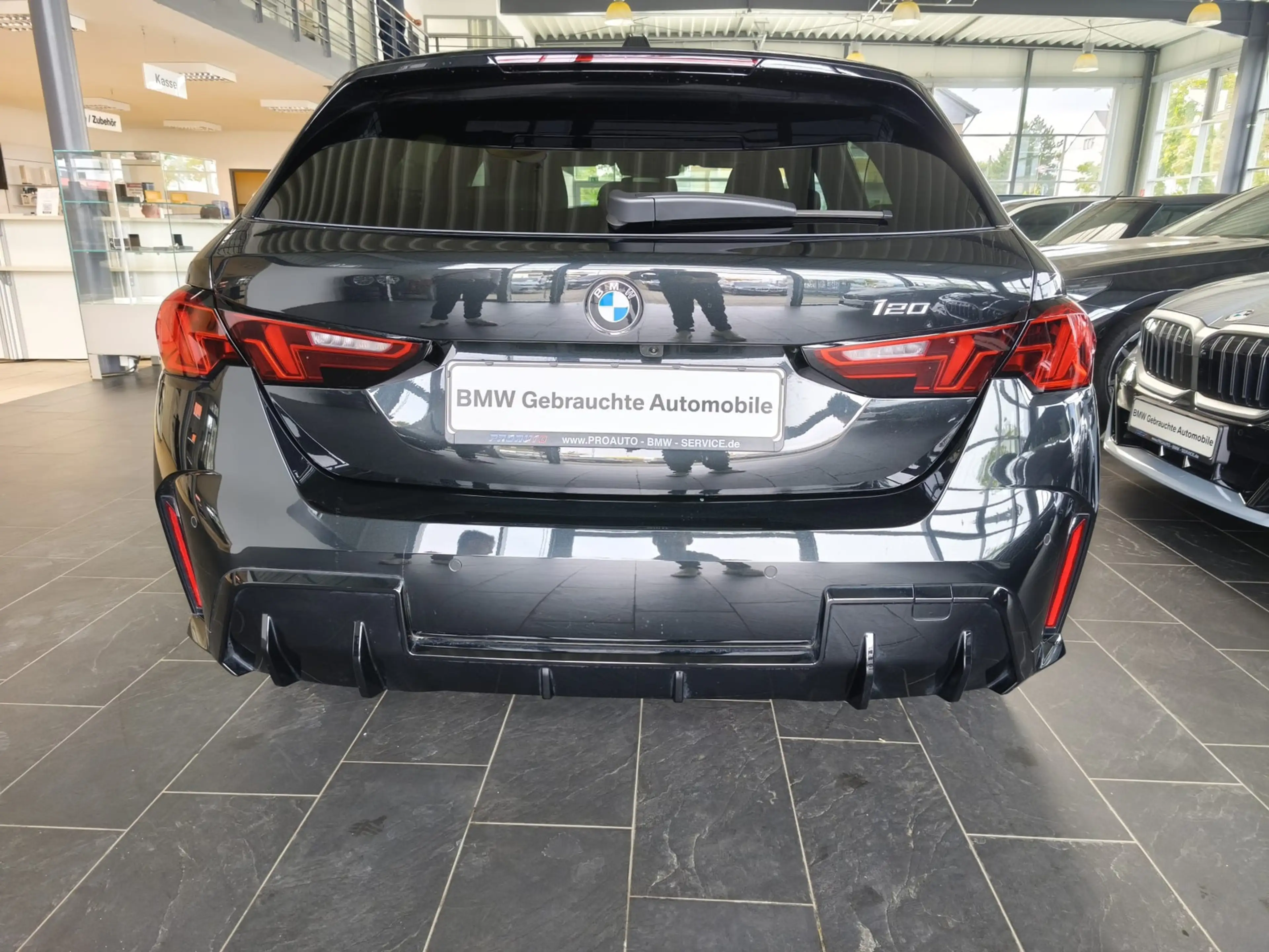 BMW 120 i M Sport Dr.As+/19" — photo 5