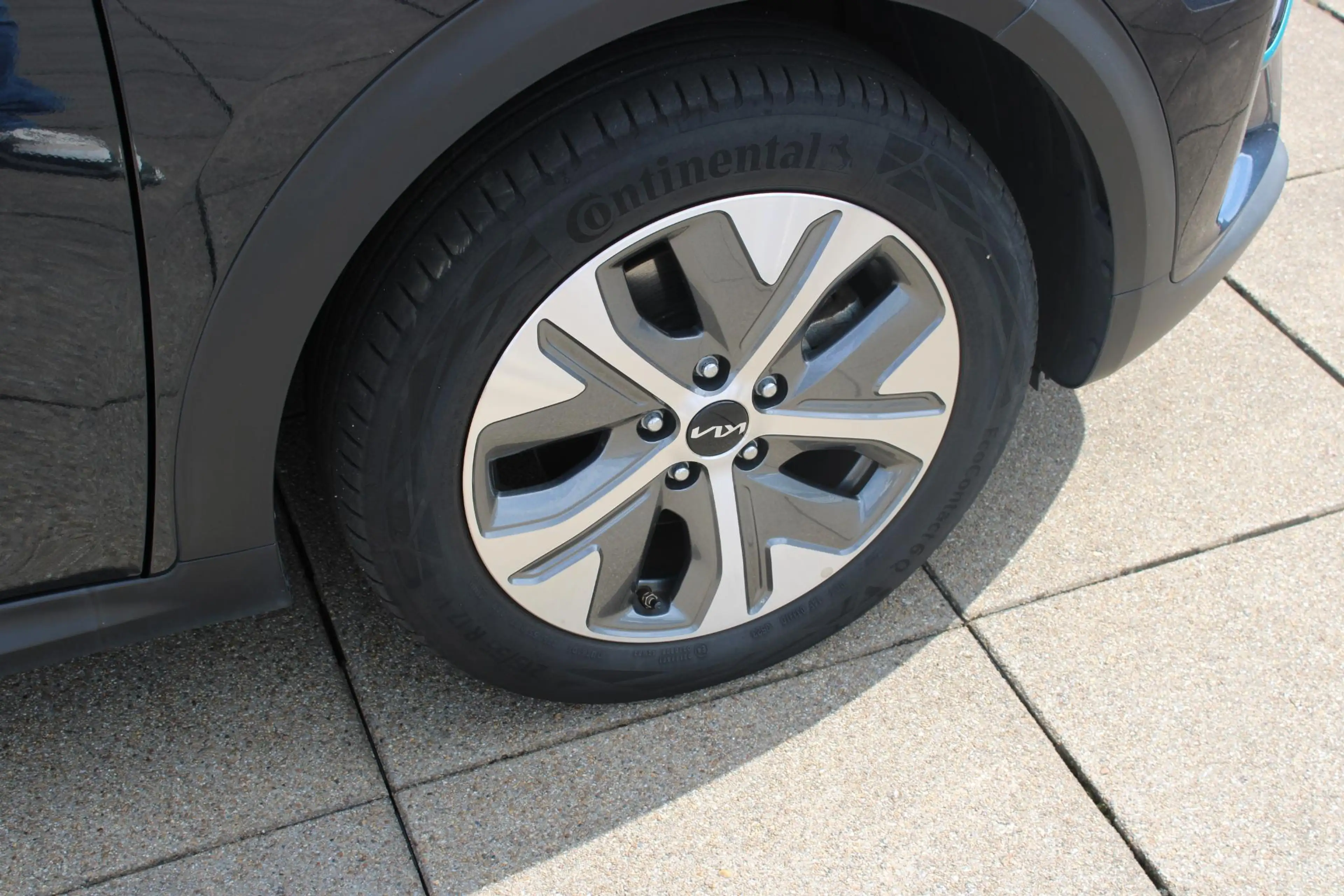 Kia e-Niro Edition 64 kWh Trekhaak — photo 9