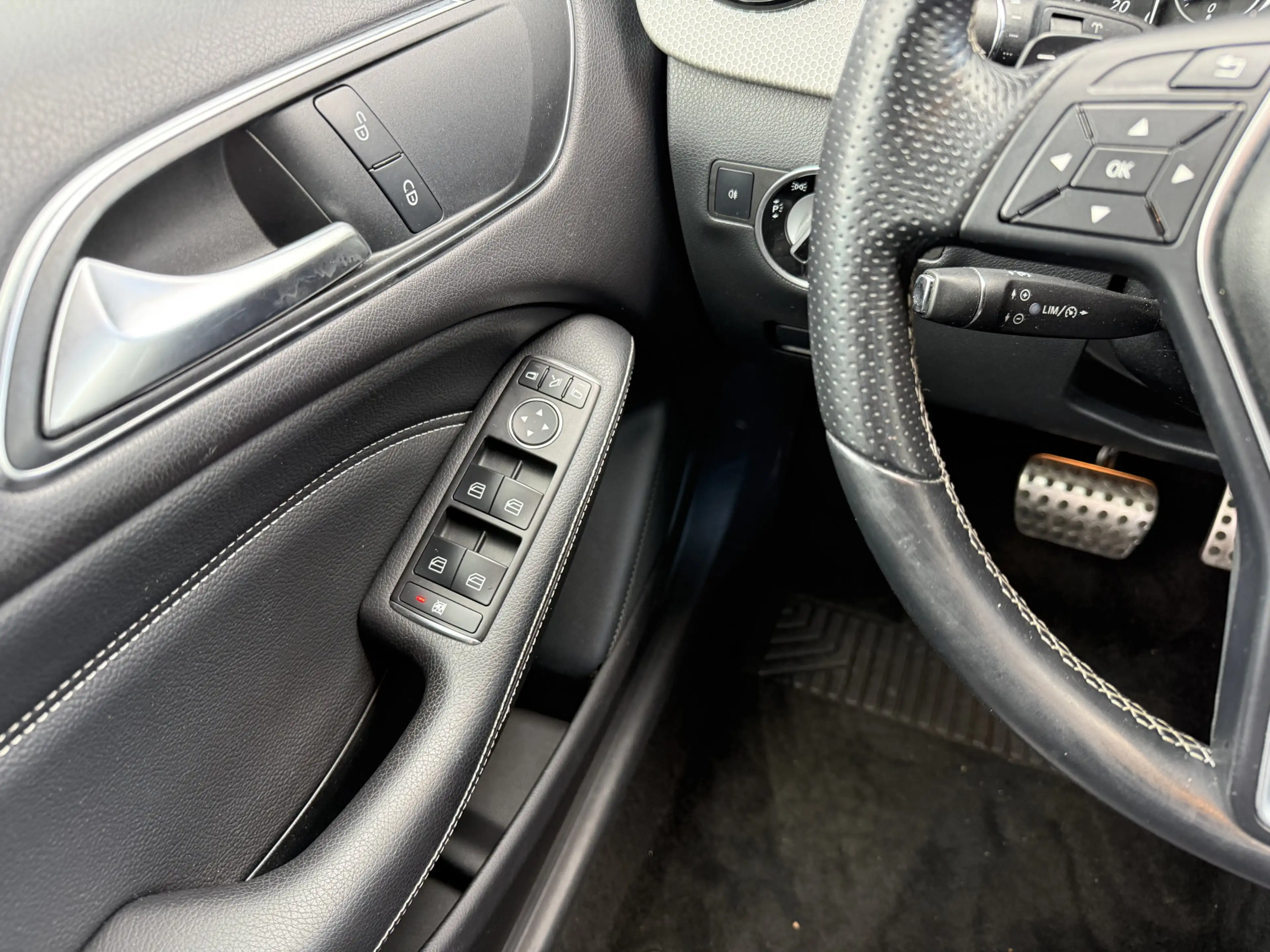 Mercedes-Benz B 180 Ambition Aut., Navi | Trekhaak | Clima — photo 14