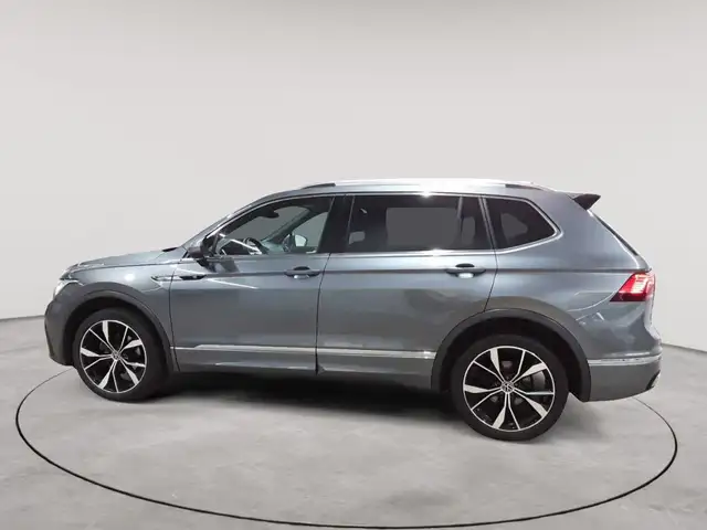 Volkswagen Tiguan view 6
