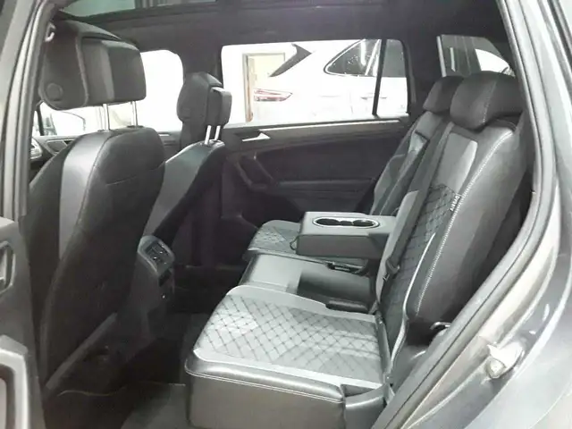 Volkswagen Tiguan view 13