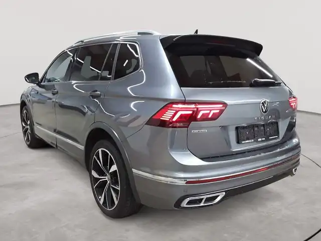 Volkswagen Tiguan view 5