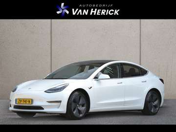 Standard RWD Plus 60 kWh | Autopilot | Leer | SOH