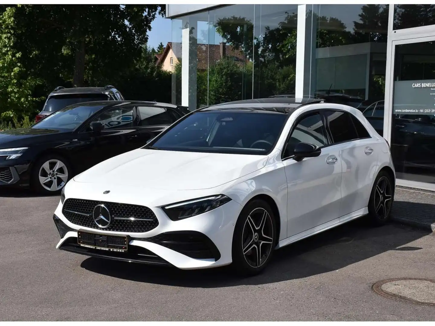 Mercedes-Benz A 200 AMG Line 7G-DCT TO ACC CAM KEYLESS SIDE LANE NIGHT Wit - 2