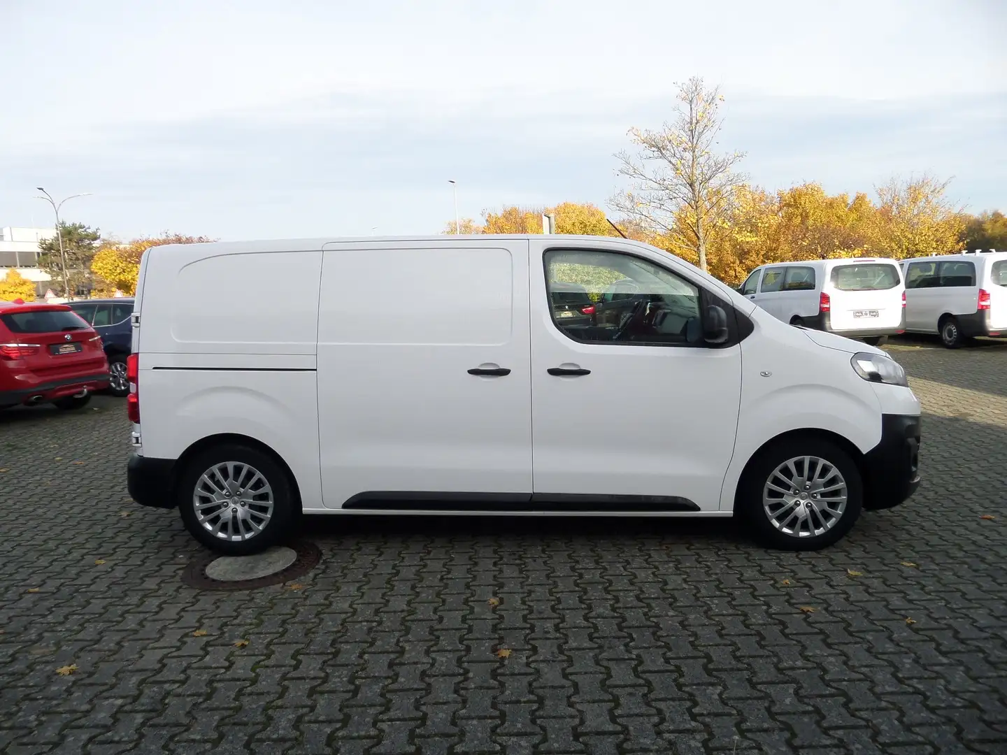 Opel Vivaro Edition M (L2)+Klima+Navi+Cam+SHZ+Tempo+SORTIMO-R. Blanc - 1