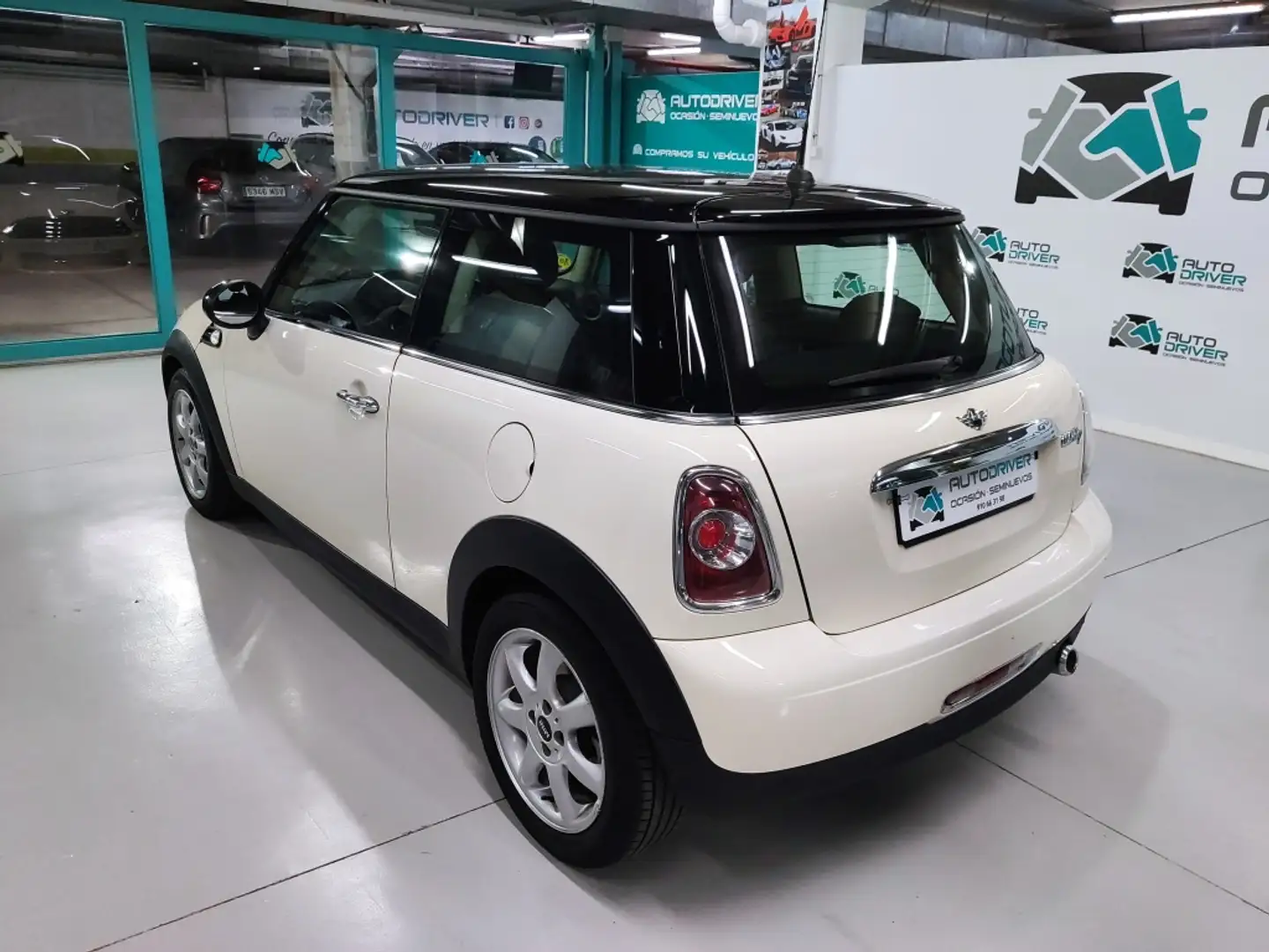 MINI Cooper D Білий - 2