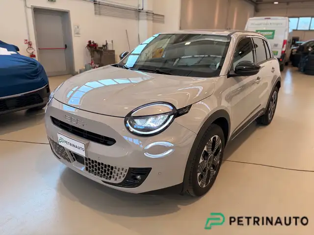 Fiat 600 1.2 hybrid La Prima 110cv auto NAZIONALE // DEMO PETRINAUTO //