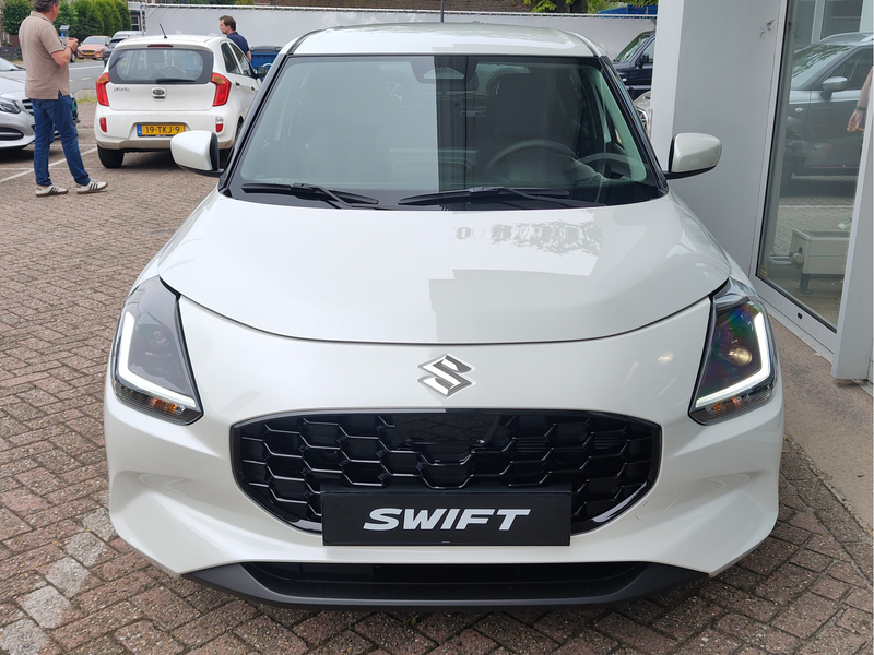 Suzuki Swift 1.2 SELECT SMART HYBRID Direct Leverbaar | Tot 10 — photo 9