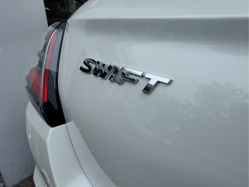 Suzuki Swift 1.2 SELECT SMART HYBRID Direct Leverbaar | Tot 10 — photo 29