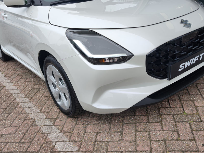 Suzuki Swift 1.2 SELECT SMART HYBRID Direct Leverbaar | Tot 10 — photo 35