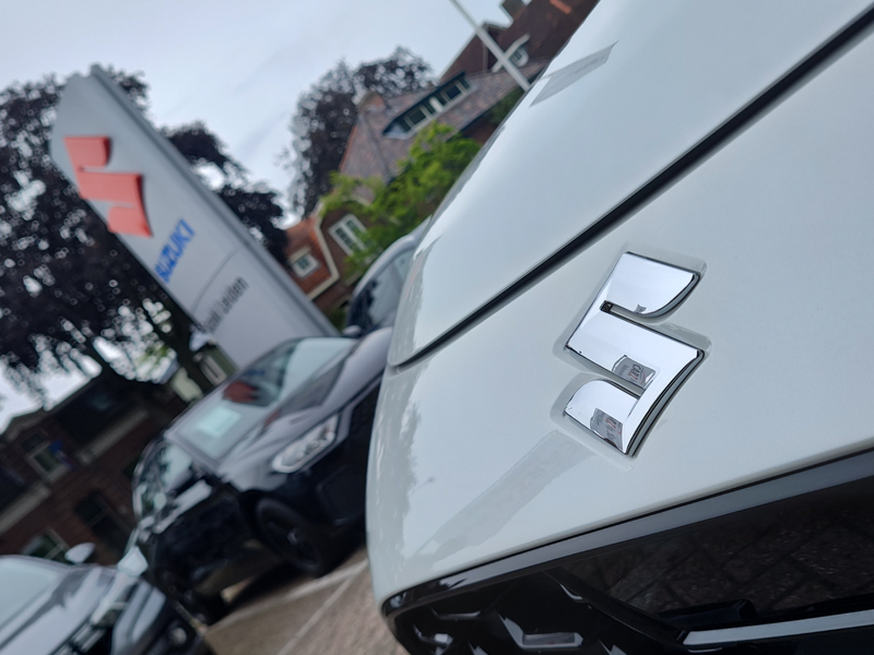 Suzuki Swift 1.2 SELECT SMART HYBRID Direct Leverbaar | Tot 10 — photo 36