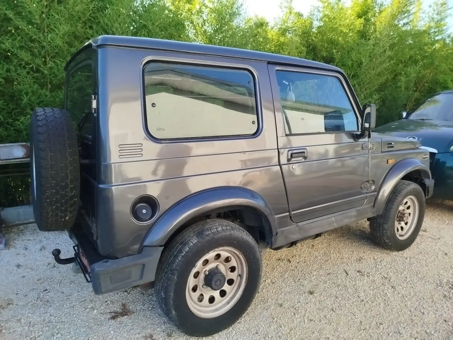 Suzuki SJ Samurai - 2
