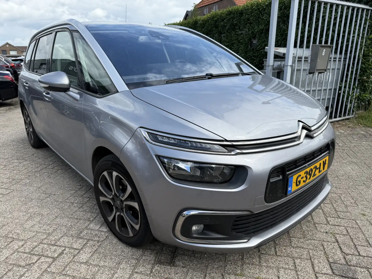 Citroen Grand C4 SpaceTourer PureTech Business 7 persoons Gris - 1