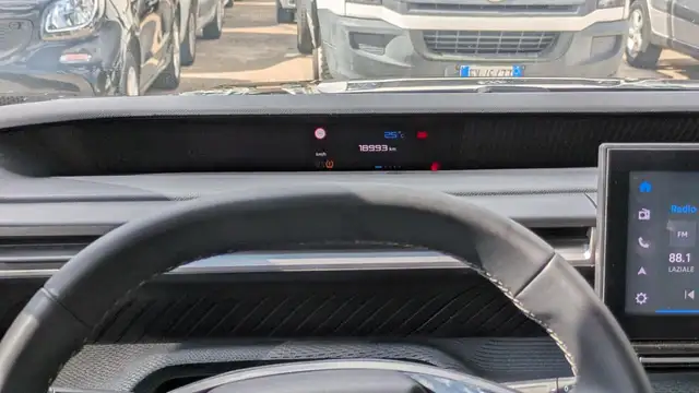 Citroen C3 view 12
