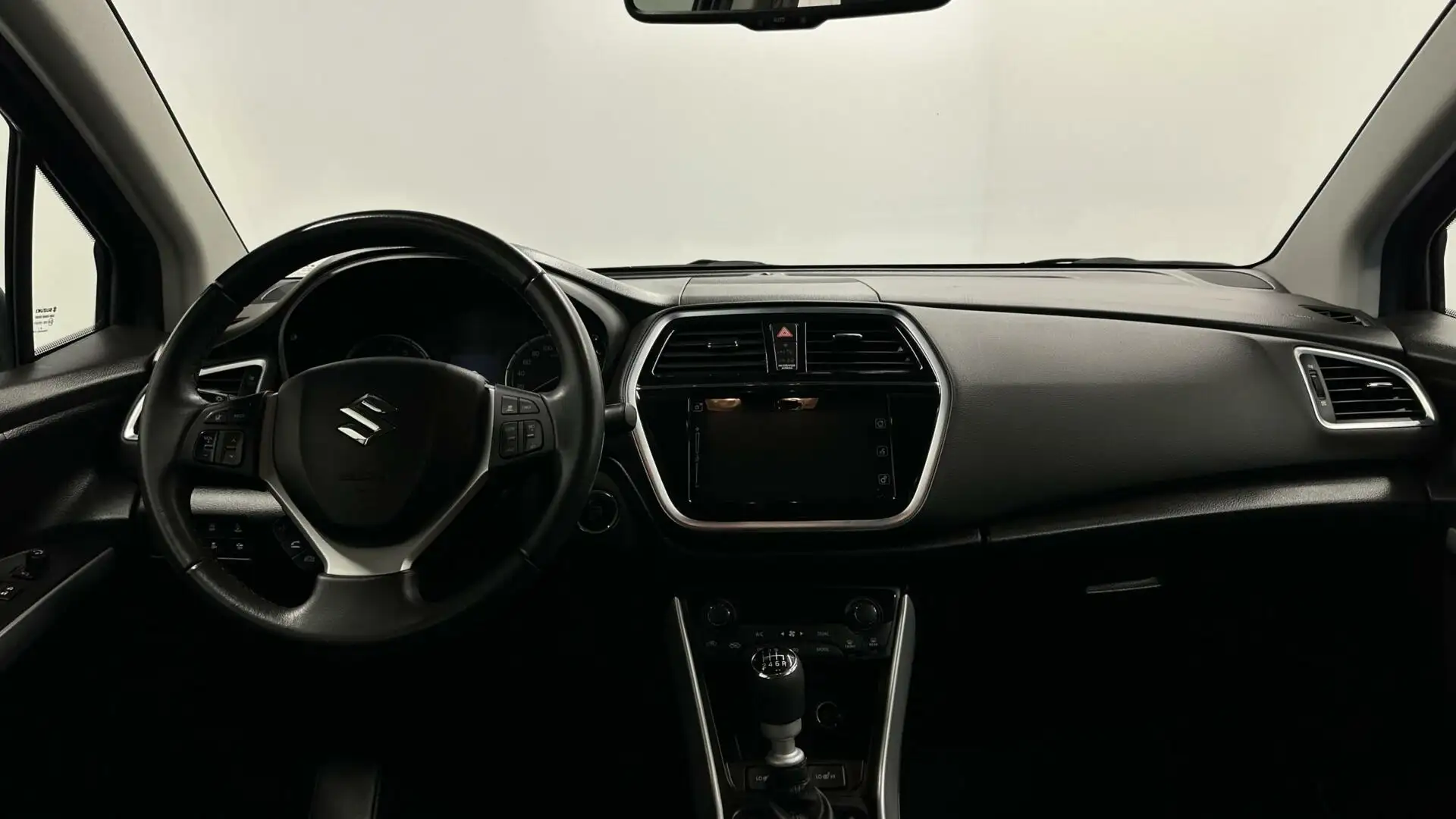 Suzuki S-Cross 1.4 Boosterjet Style Smart Hybrid TREKHAAK NAVIGAT Bleu - 2