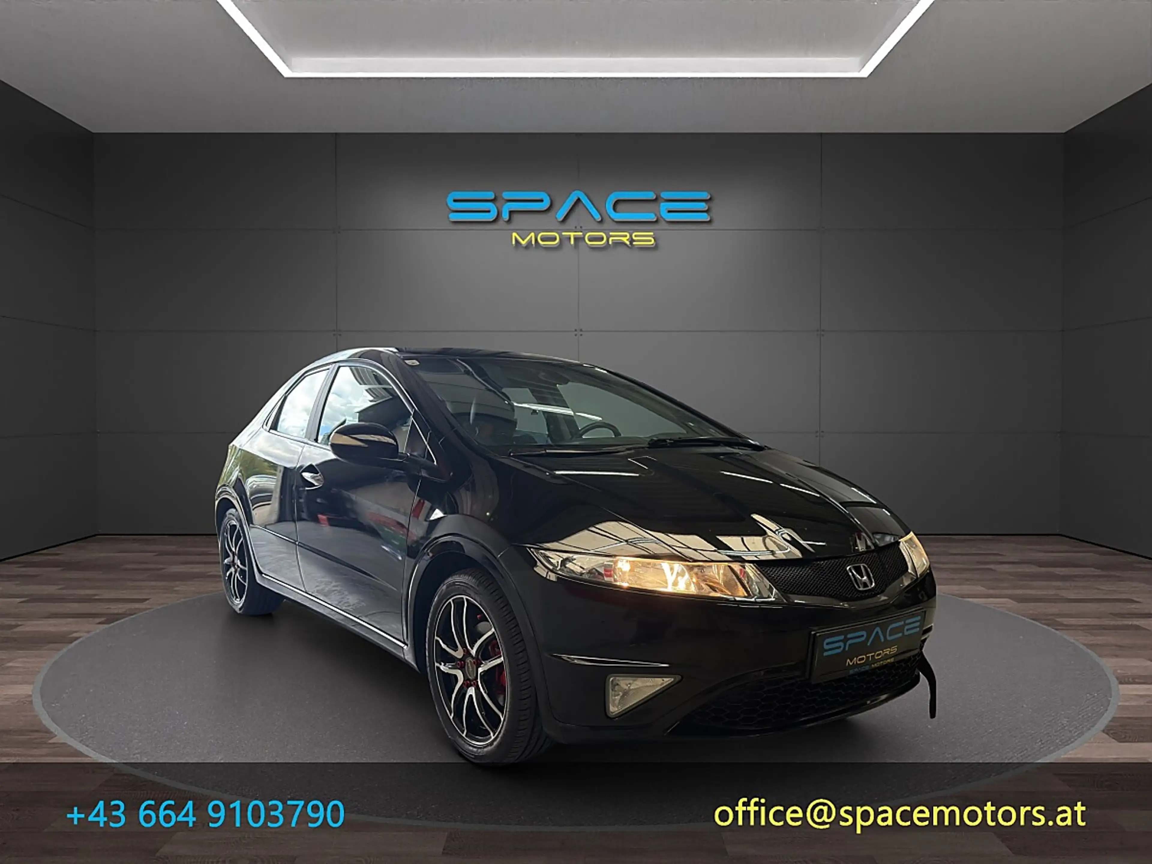 Honda Civic 1,4i Comfort — photo 3
