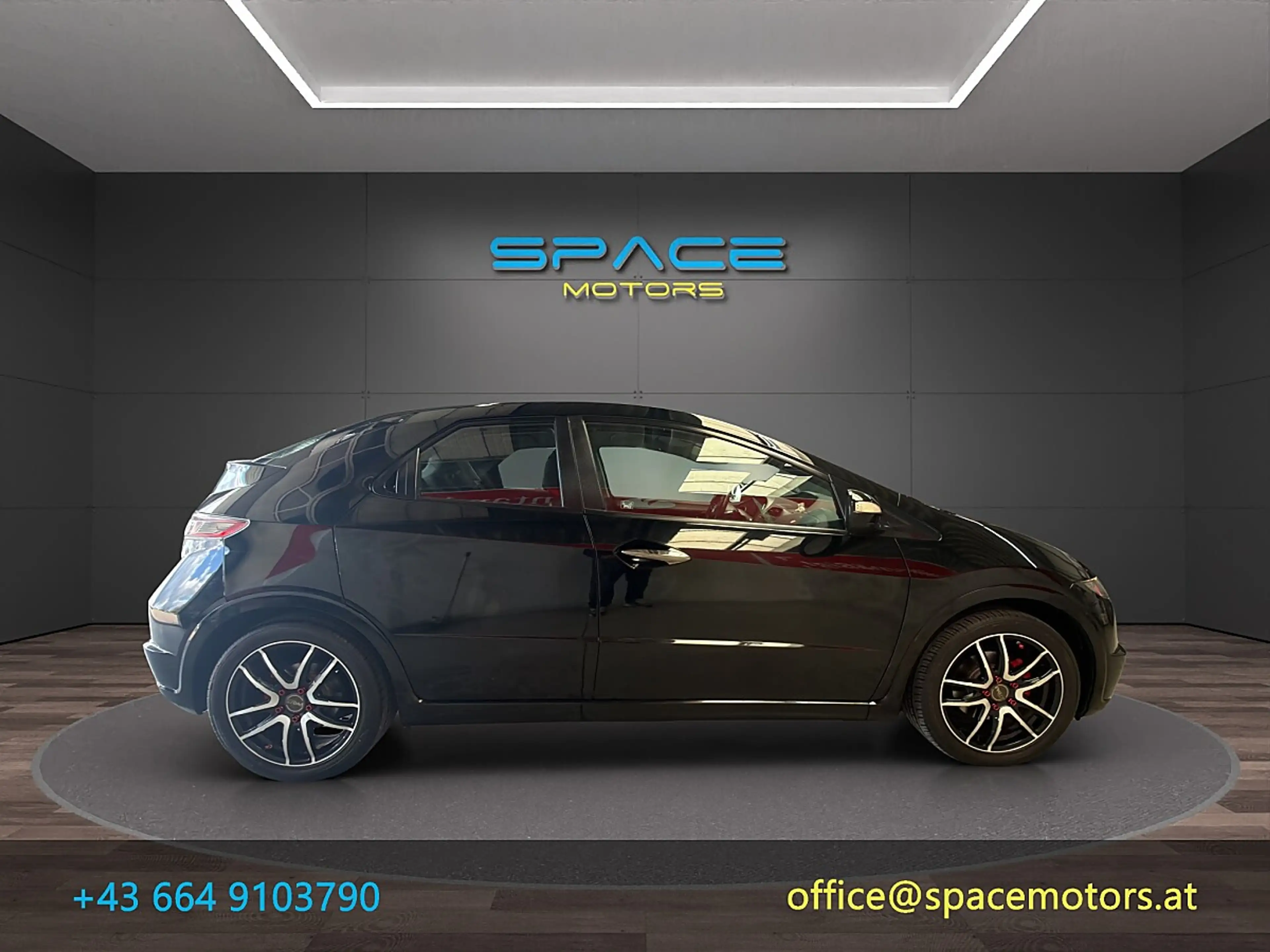 Honda Civic 1,4i Comfort — photo 10