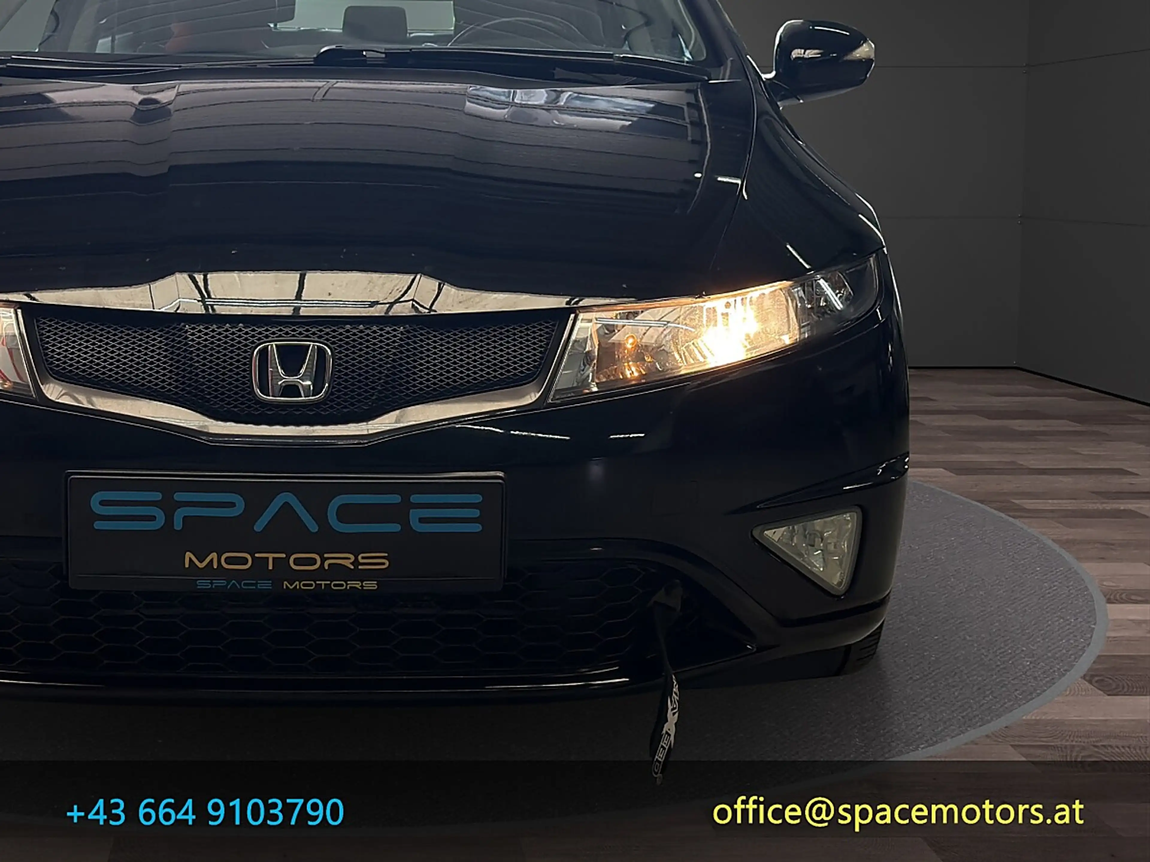 Honda Civic 1,4i Comfort — photo 11