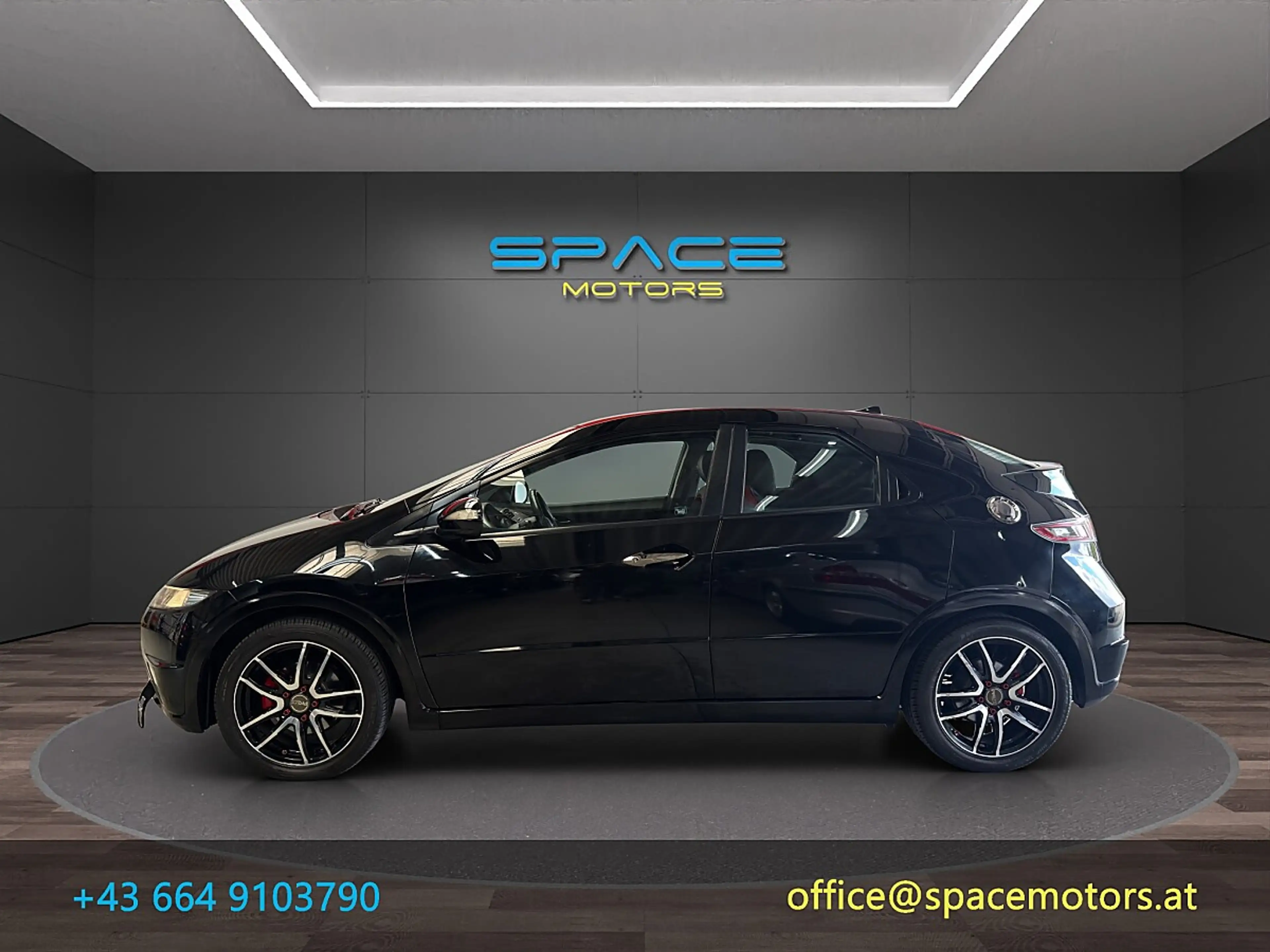 Honda Civic 1,4i Comfort — photo 5