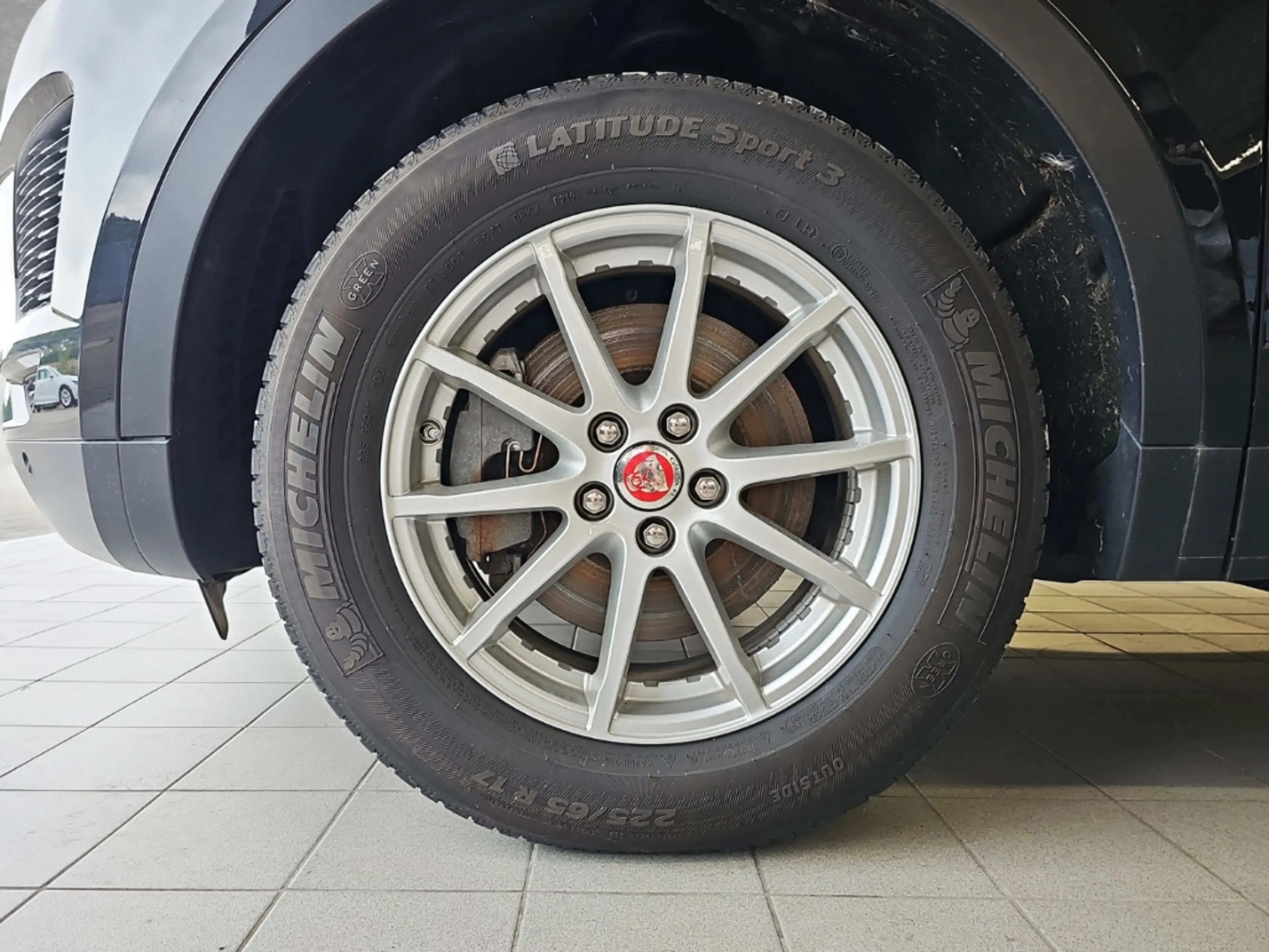 Jaguar E-Pace D150 AWD NUR HÄNDLER — photo 10