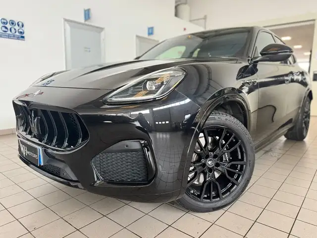 Maserati Grecale MHEV 330 CV AWD Modena //TOTAL BLACK//