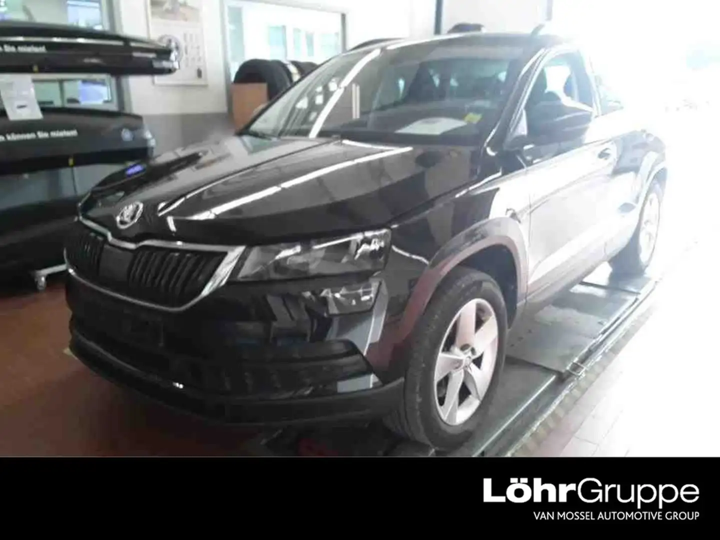 Skoda Karoq 2.0 TDI DSG 4x4 Ambition AHK, Pano Schwarz - 1