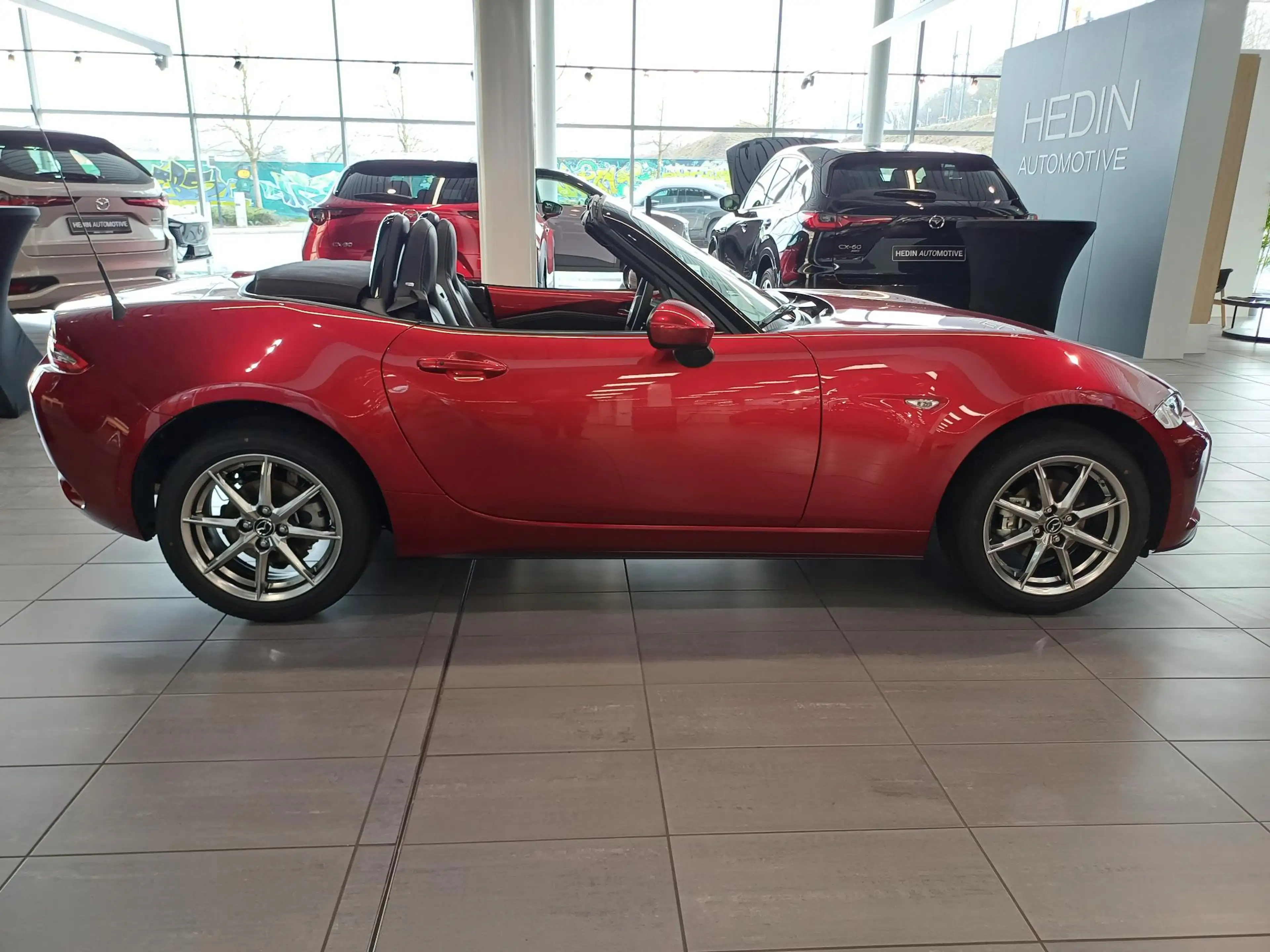 Mazda MX-5 1.5 Skyactiv-G 97kW Excl-Line Roadster — photo 5