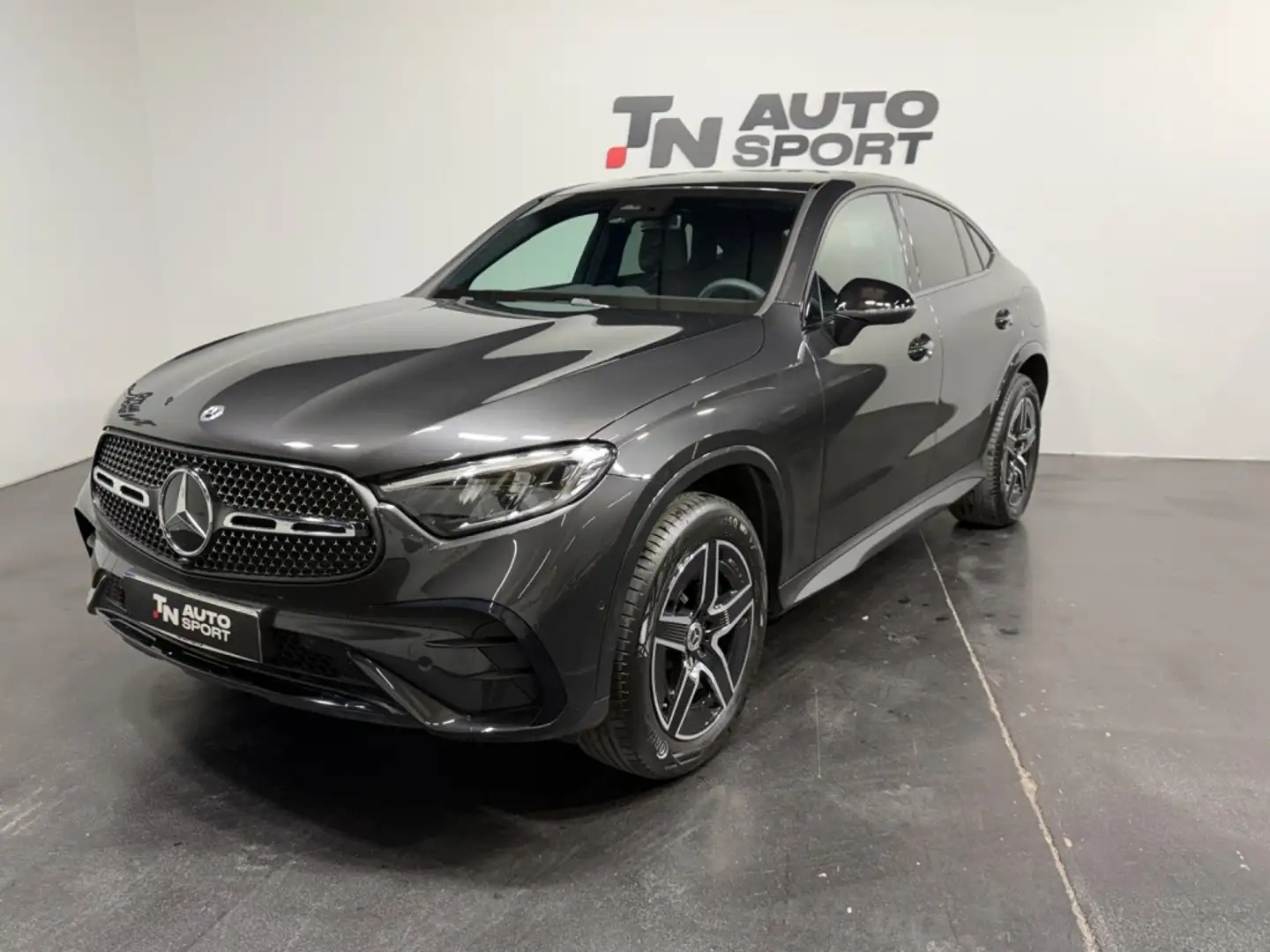 Mercedes-Benz GLC 300 Coupé 300e 4Matic Gris - 1