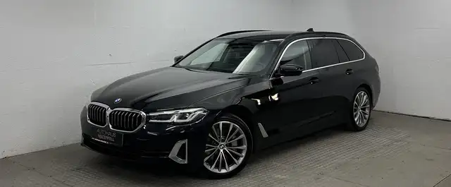 BMW 530 i xDrive Touring Luxury Line STANDH+MASSAGE+