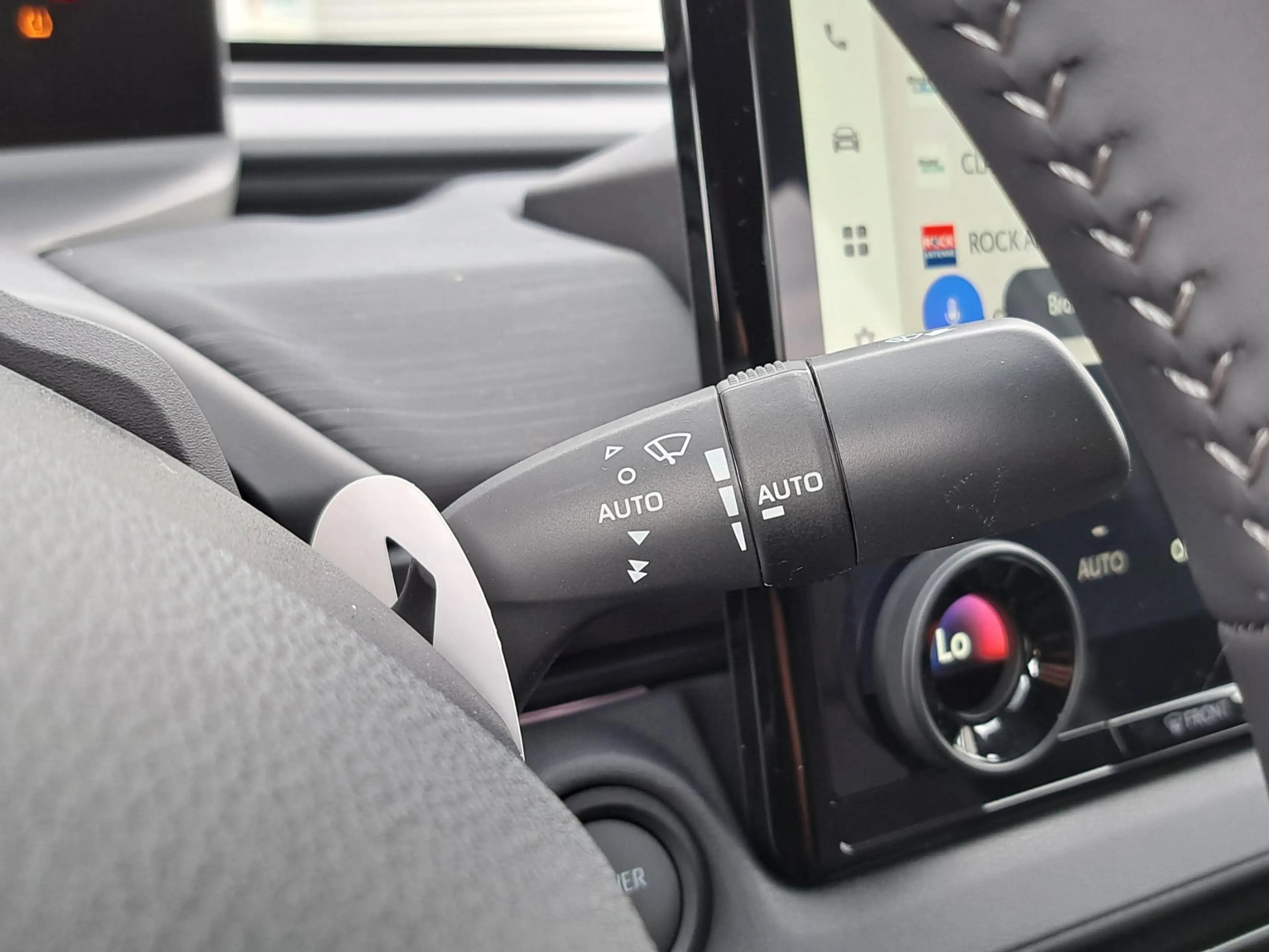Toyota C-HR+ Executive AWD 77 kWh NIEUW & DIRECT LEVERBAAR! PAN — photo 18