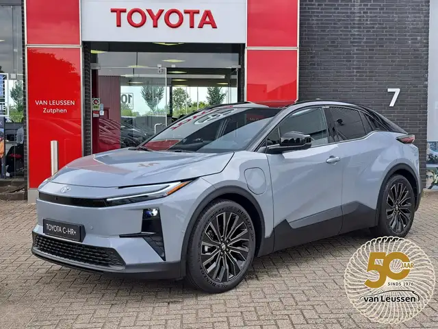 Toyota C-HR+