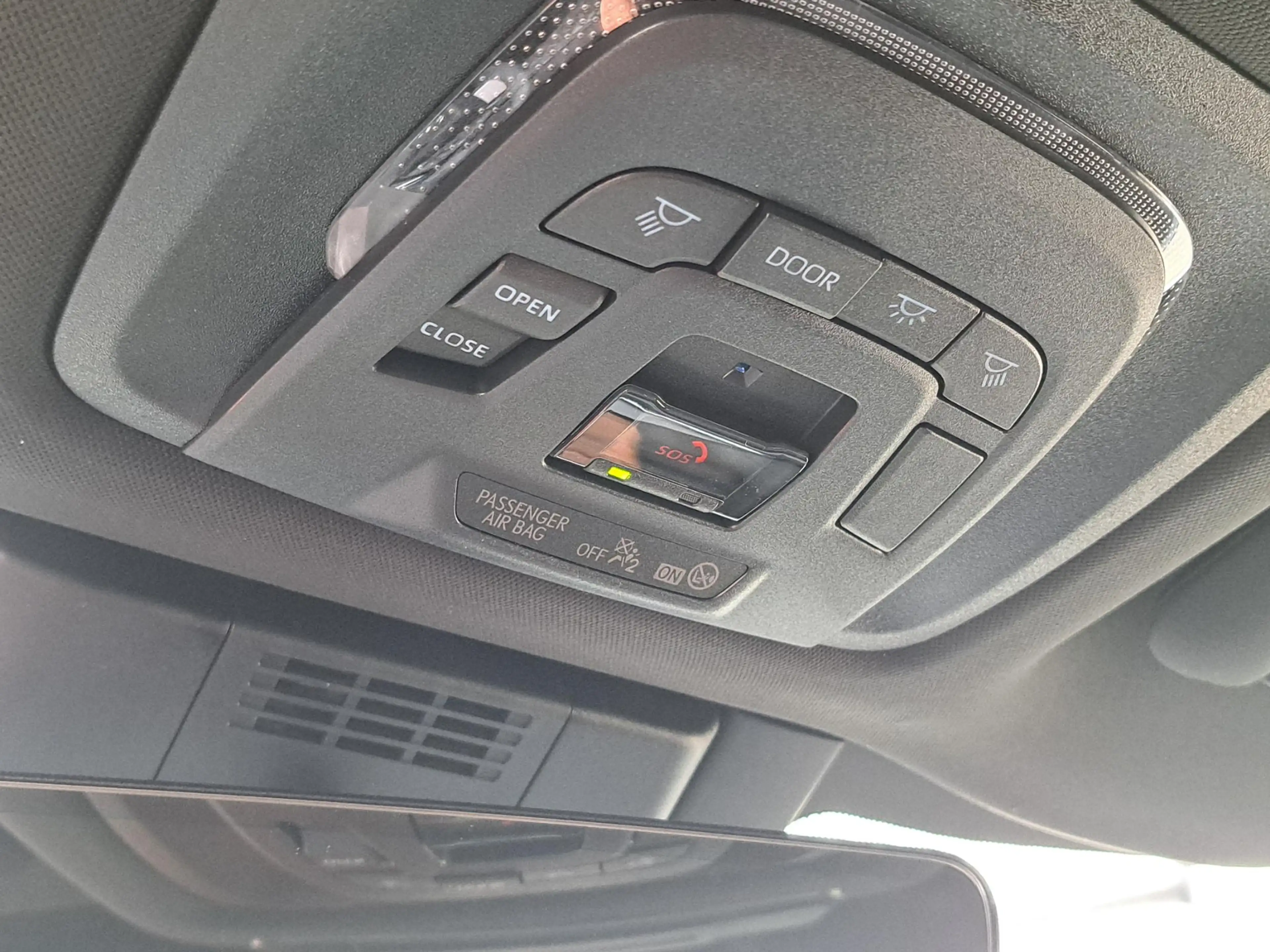 Toyota C-HR+ Executive AWD 77 kWh NIEUW & DIRECT LEVERBAAR! PAN — photo 19