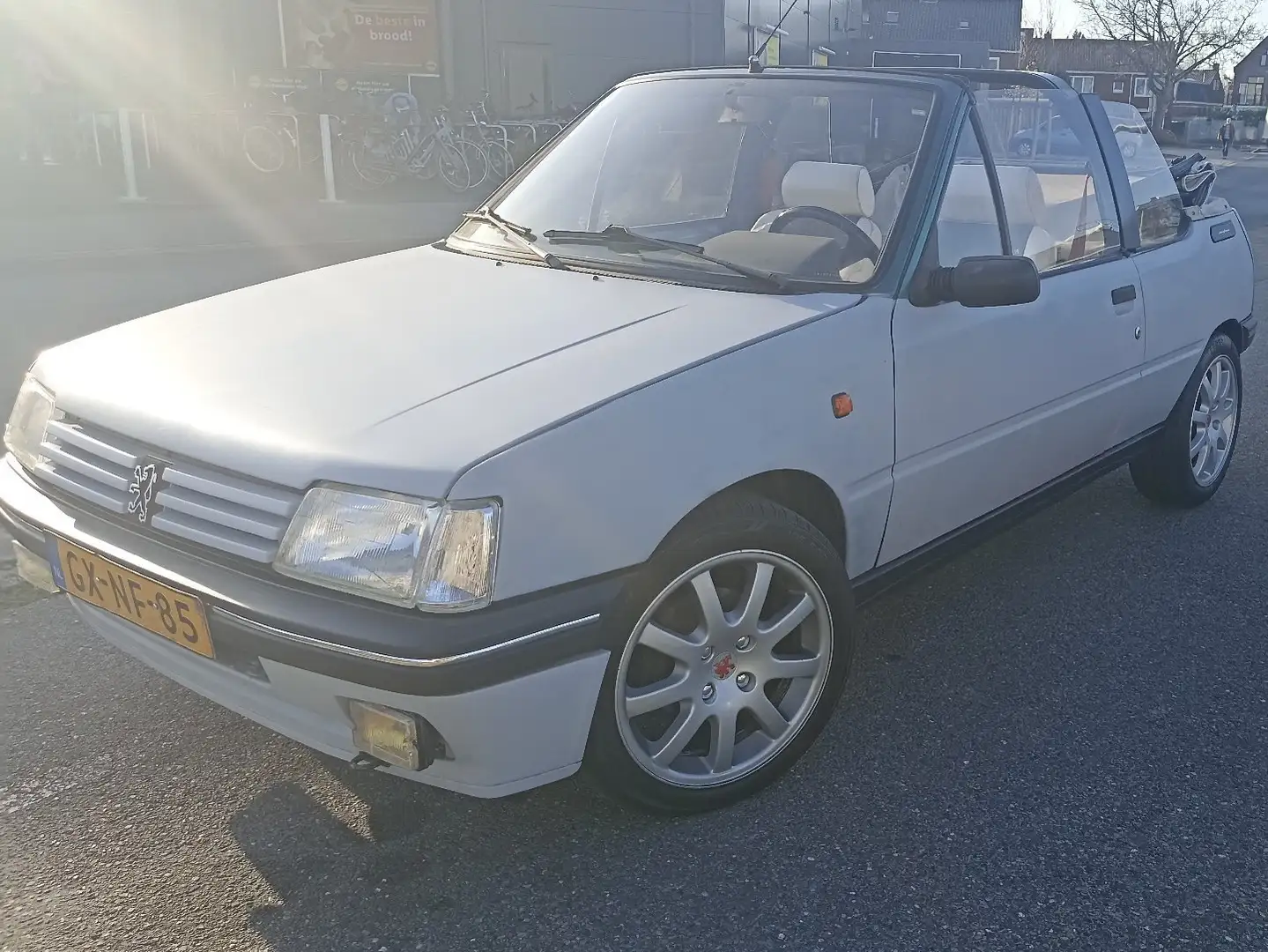 Peugeot 205 Roland Garros Cabriolet - 1