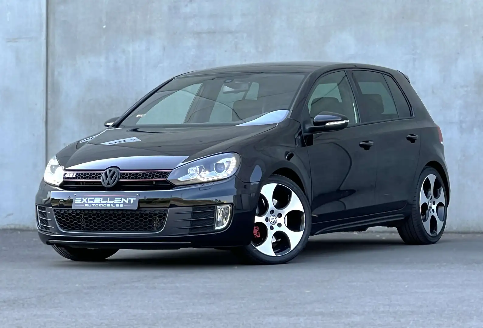 Volkswagen Golf GTI 2.0 TSI*CARPLAY*GPS*WIFI*BLUETOOTH*GARANTIE 12 M** Noir - 1
