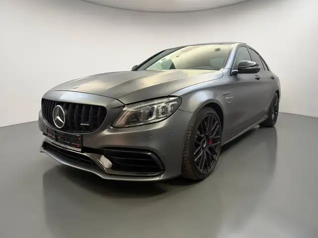 Mercedes-Benz C 63 AMG