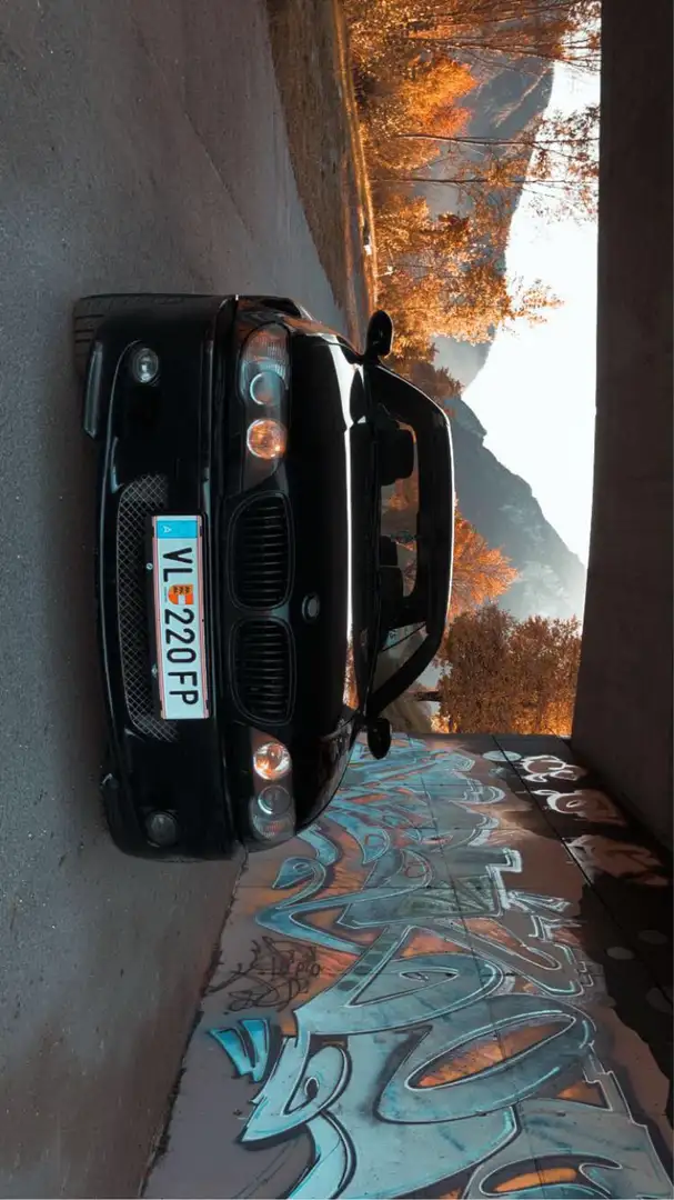 BMW 318 318Ci Cabrio Schwarz - 2