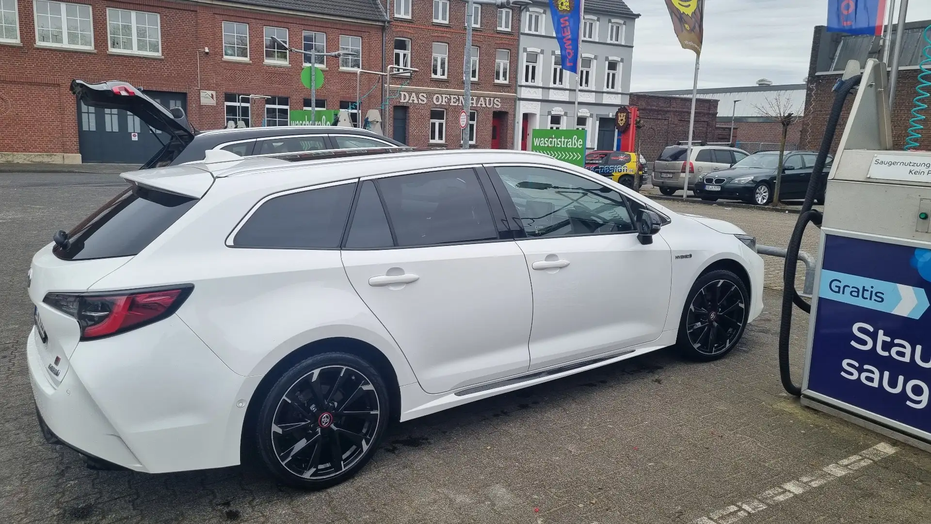 Toyota Corolla 2.0 Hybrid Touring Sports GR Sport - 2